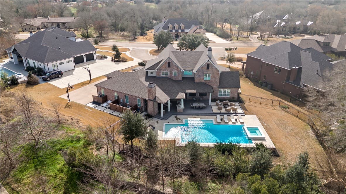 3324 Emory Oak Dr