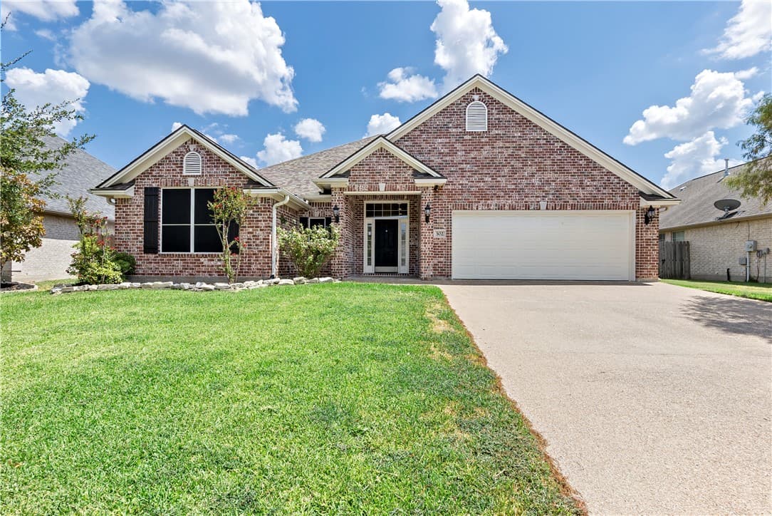 302 Robelmont Dr