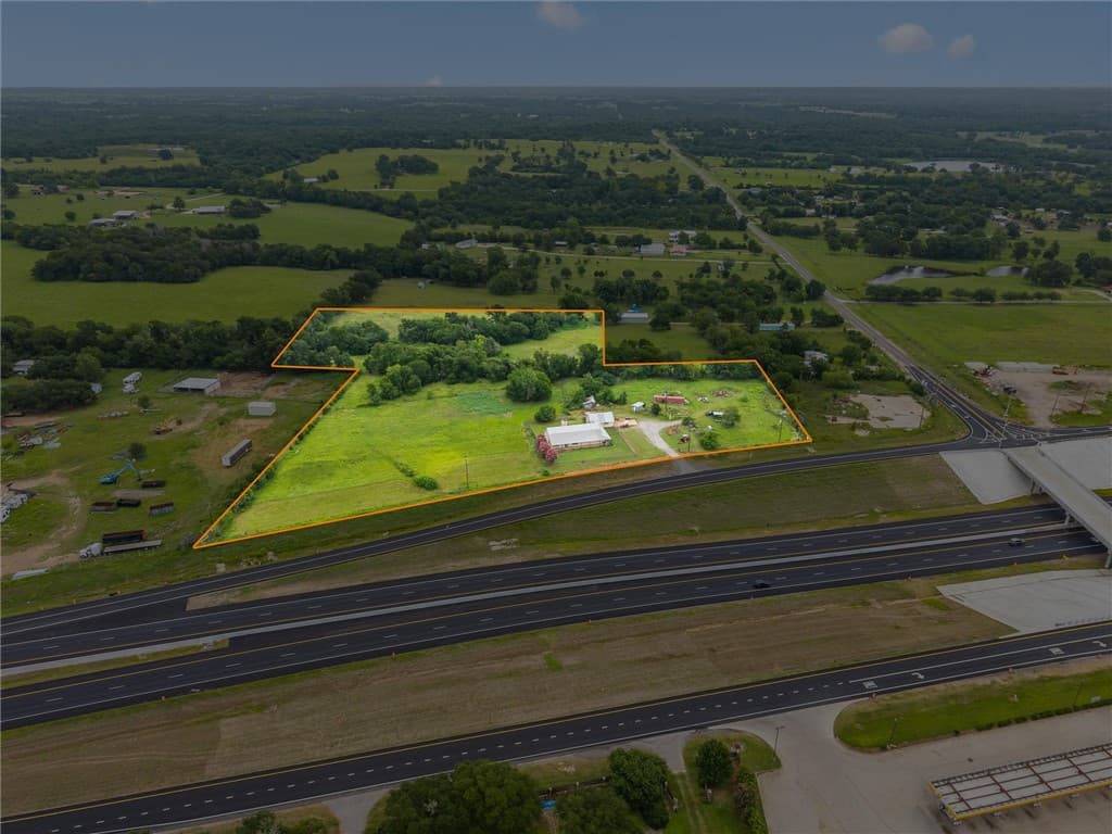 Main property image