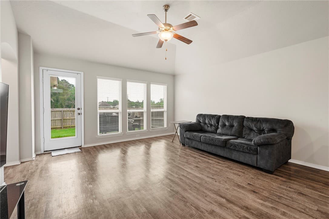 Gallery image 3
