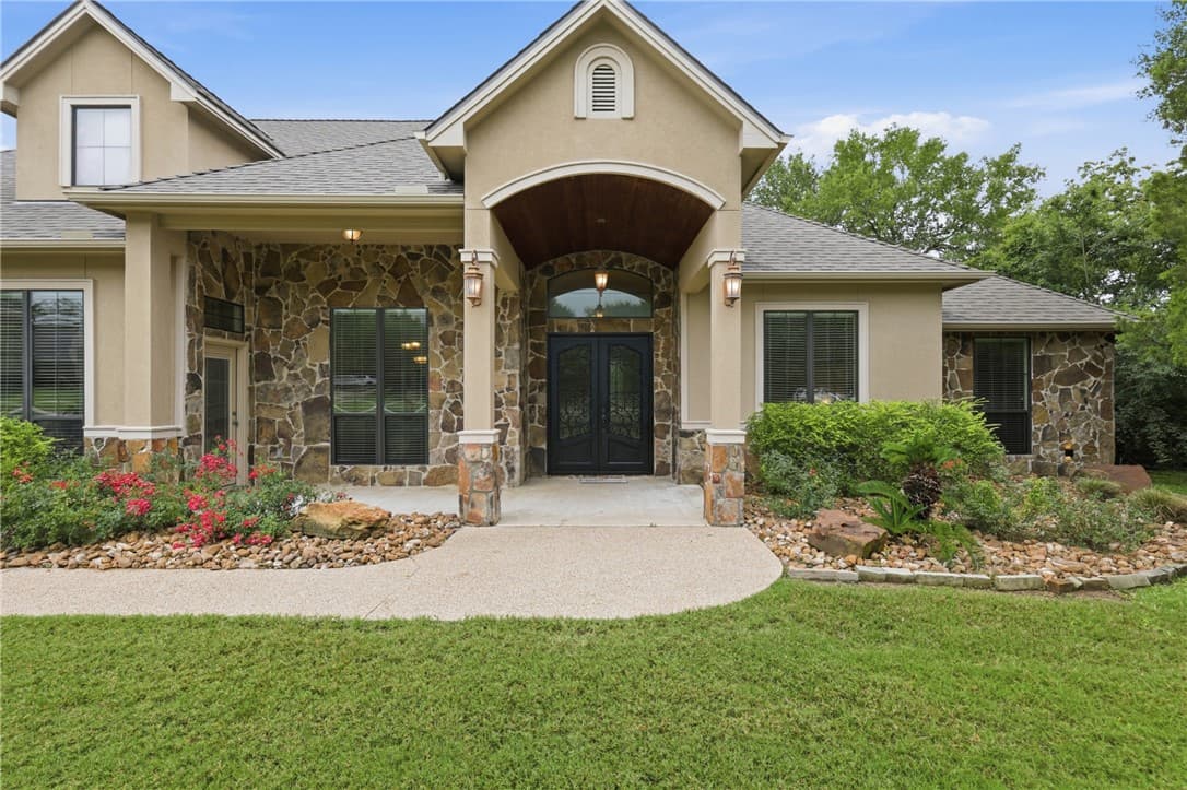 4755 Johnson Creek Loop