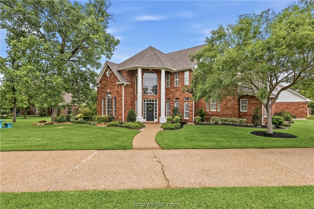 2917 Camille Dr