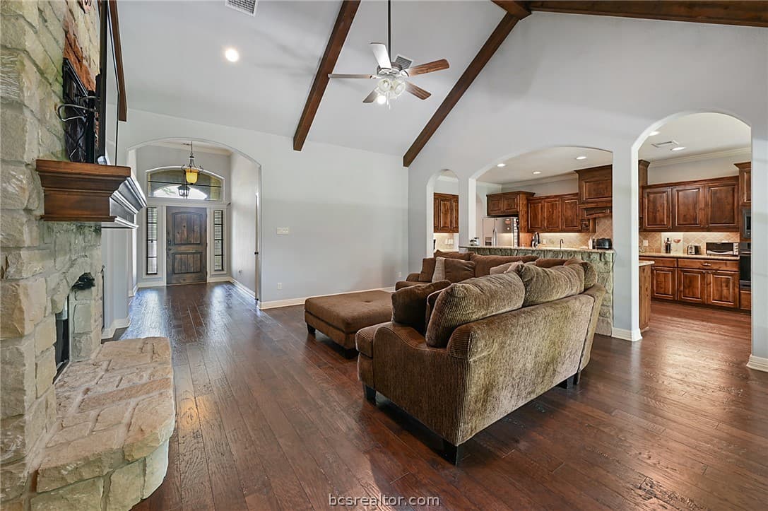 Gallery image 3