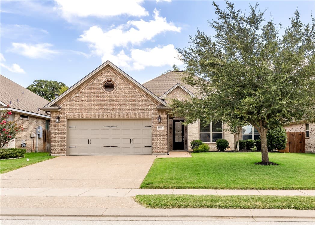 15621 Long Creek Ln
