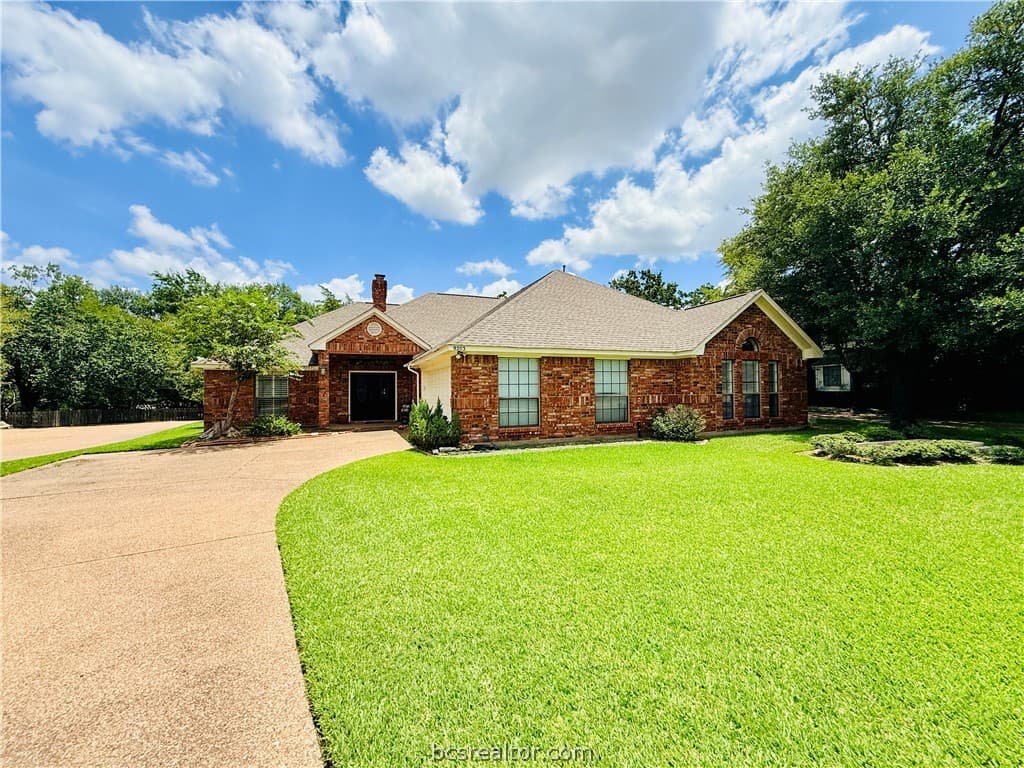 9203 Riverstone Ct