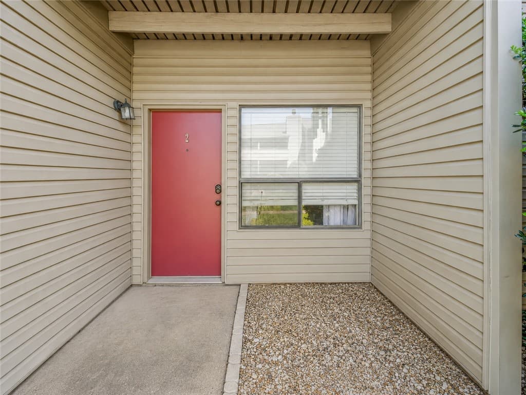 Main property image