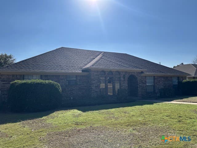 1304 Walden Cir