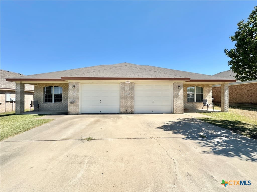2704 Seabiscuit Dr