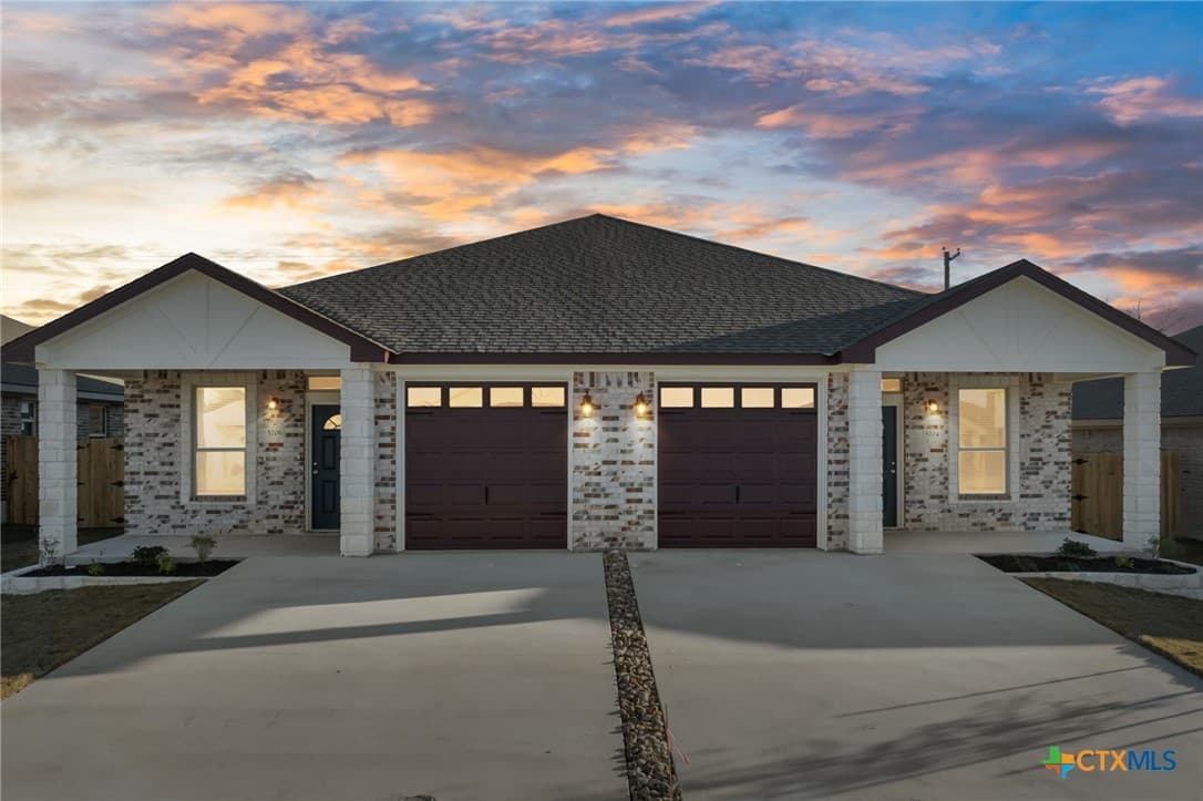 5206 Rose Garden Loop