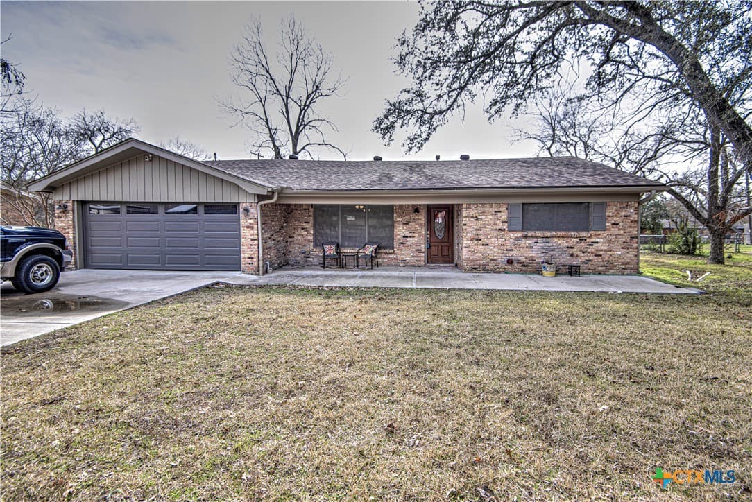 3009 Forest Trl