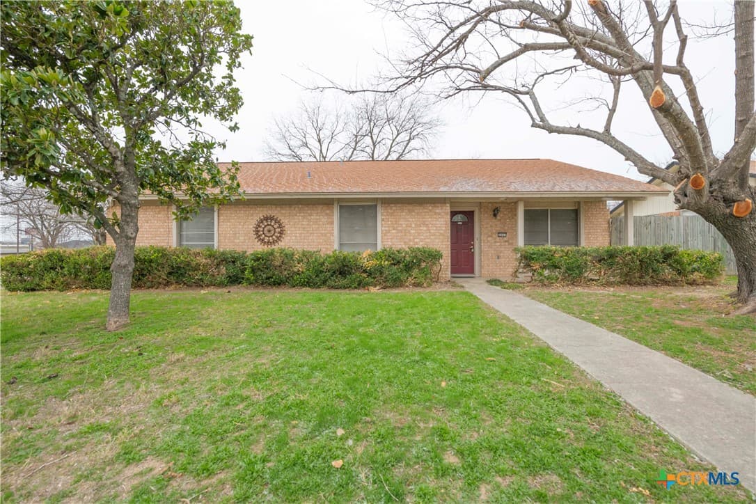 2207 Grandon Cir
