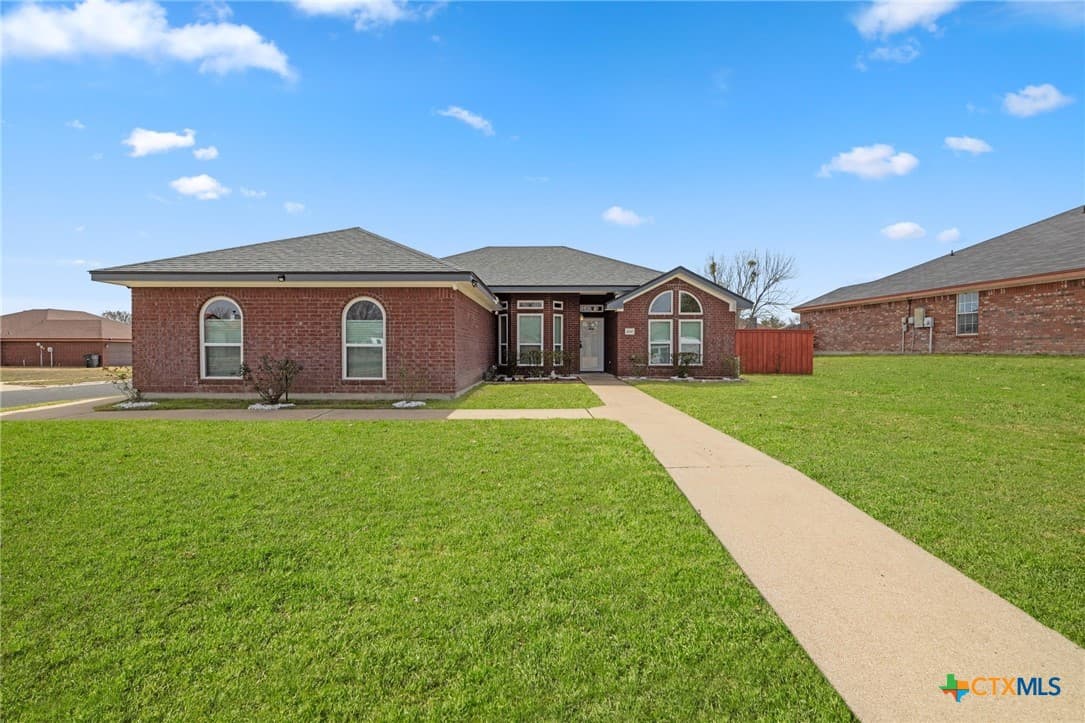 4210 Windwood Dr