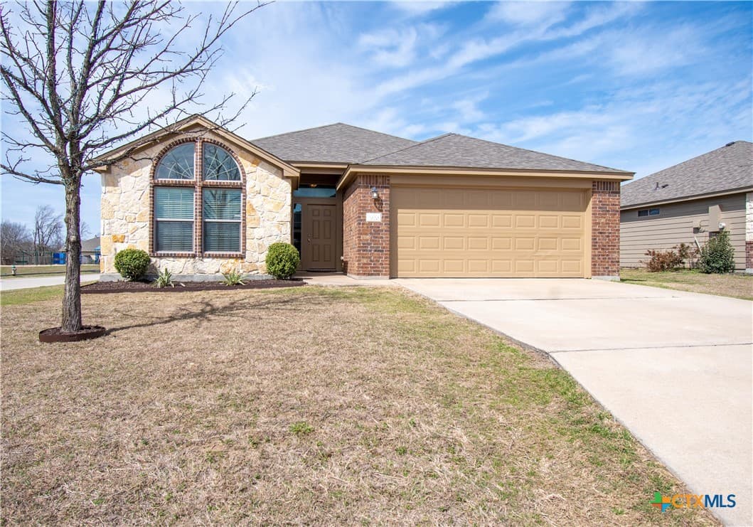 1020 Roanoke Dr