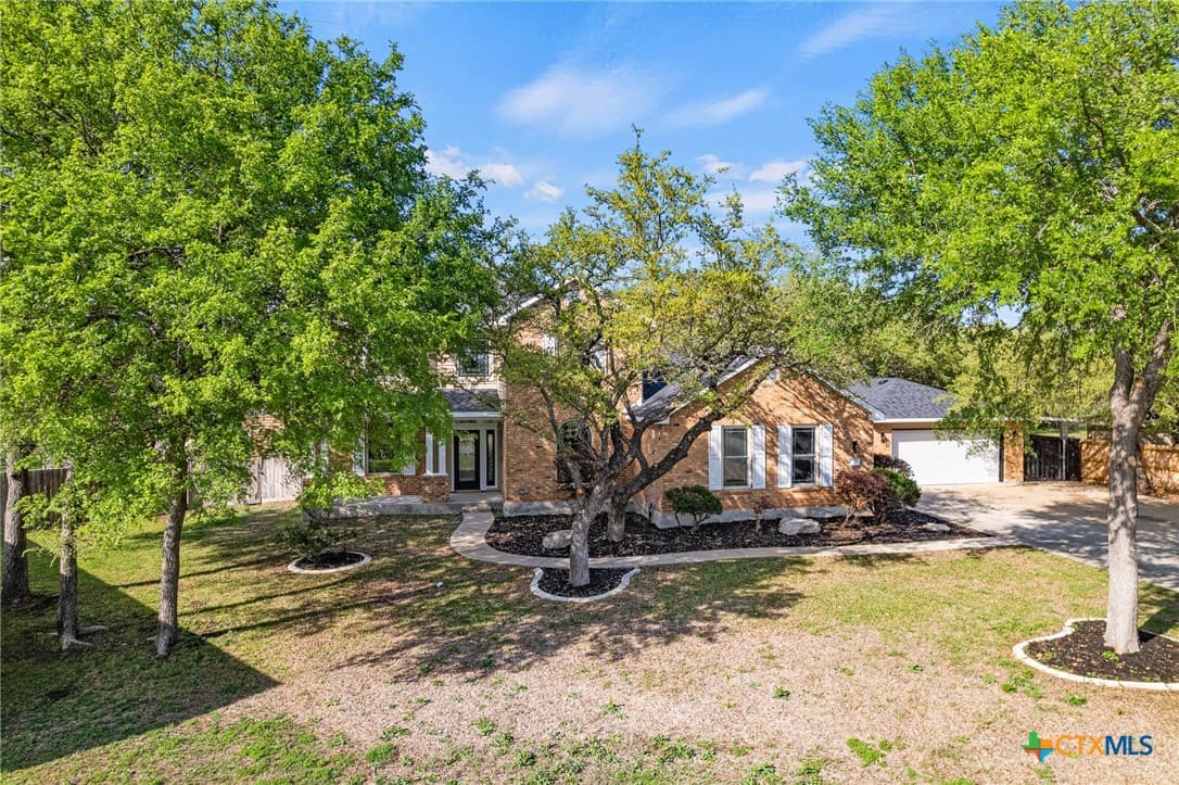 1005 Rolling Hills Dr