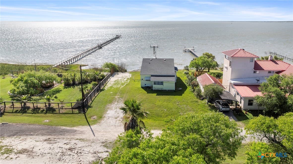 720 Copano Bay Dr
