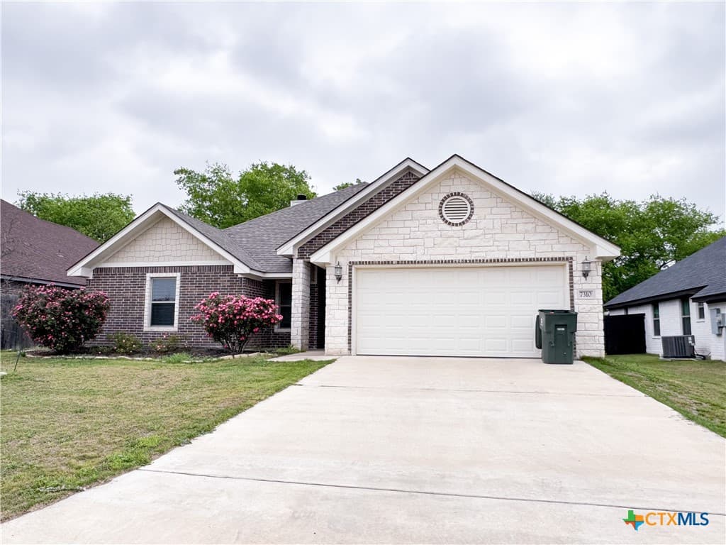 7310 Golden Heart Dr