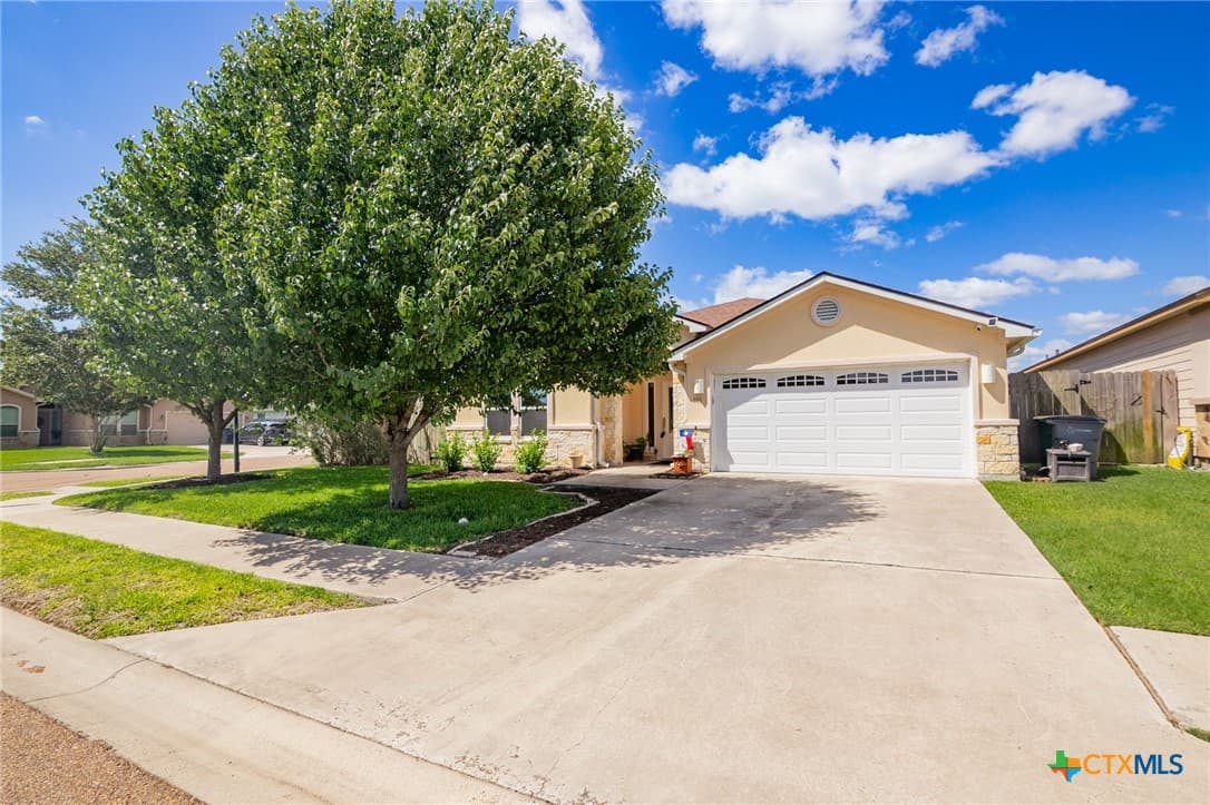 111 Seabiscuit Dr