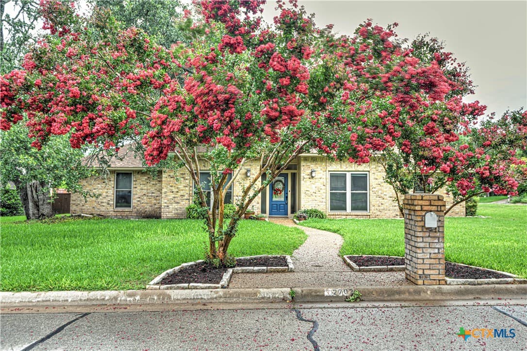 2702 Olympia Dr