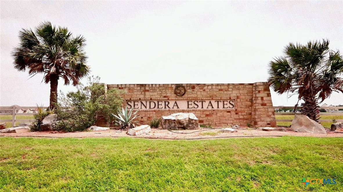 94 Sendera Loop