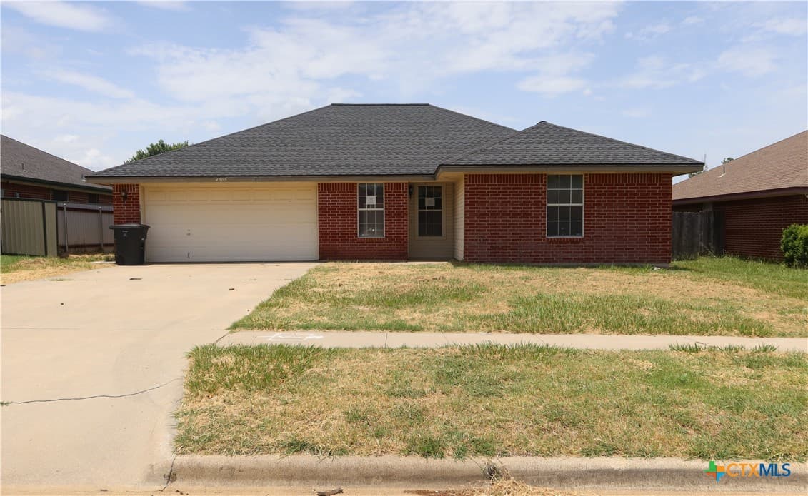 4305 Hondo Dr