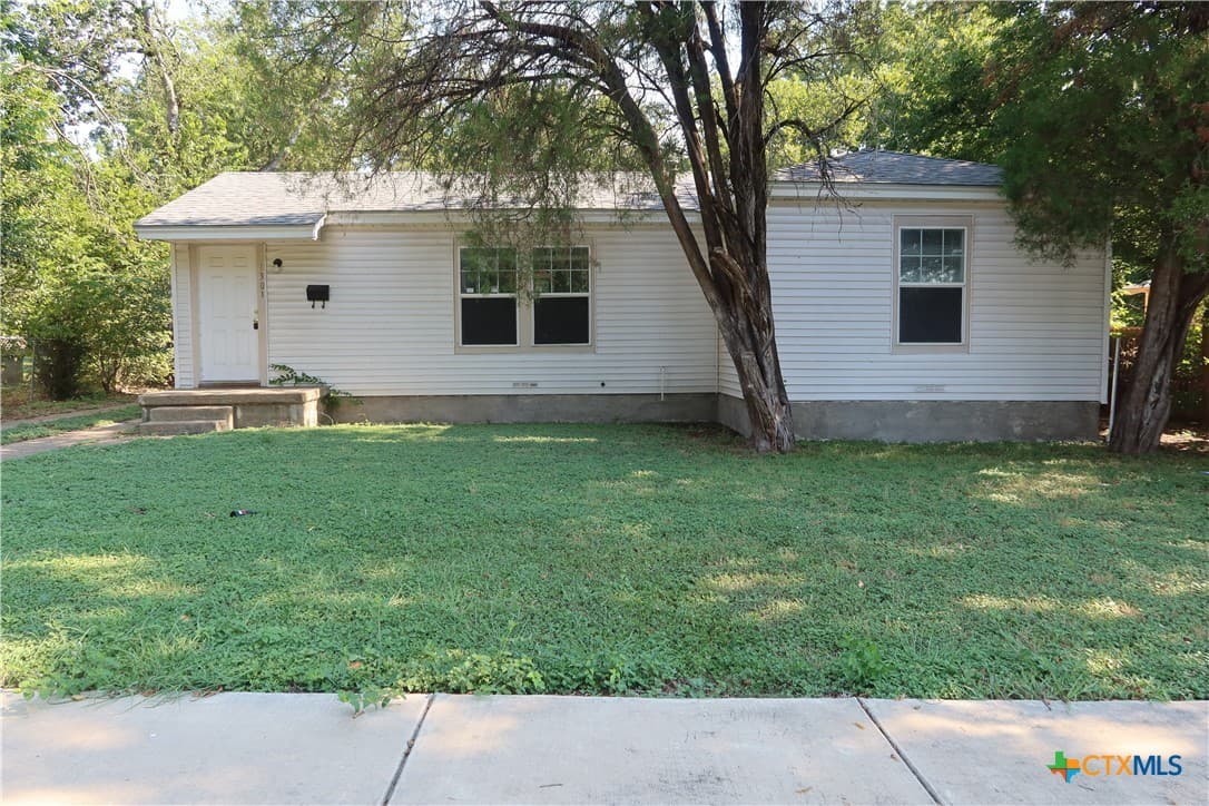1301 Gray Dr