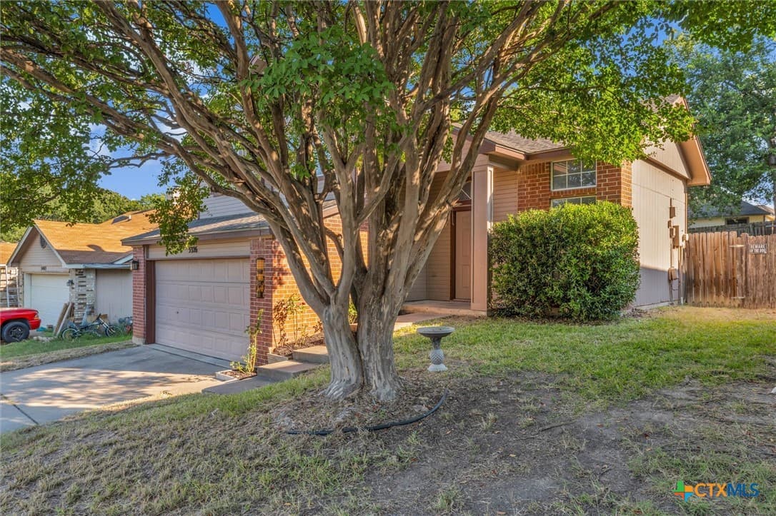 5326 Trailview Dr