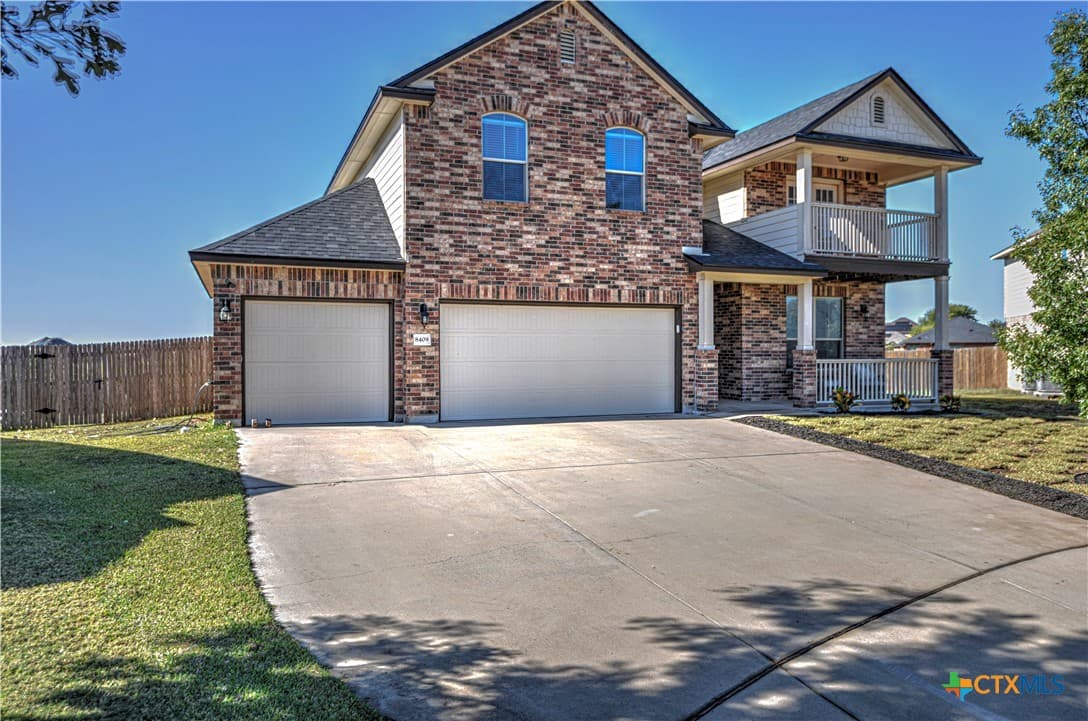 8409 Quiet Hollow Dr