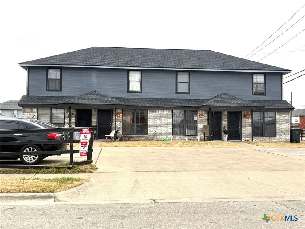 1112 Shanarae Cir