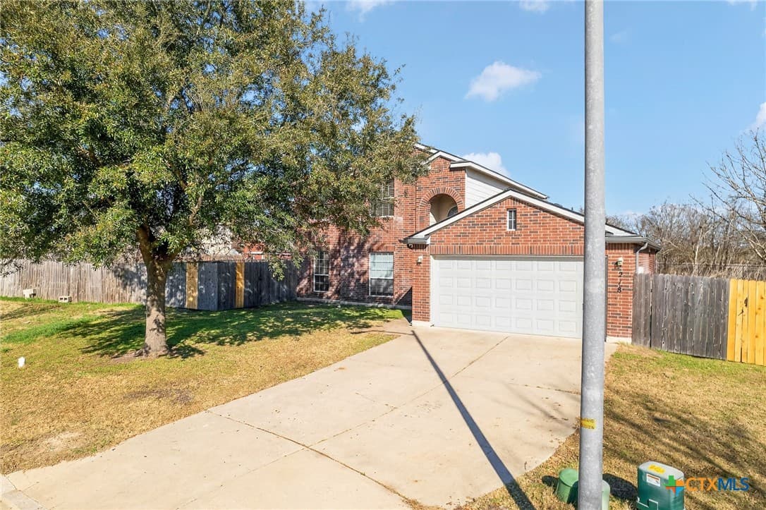 218 Dalgoner Ln