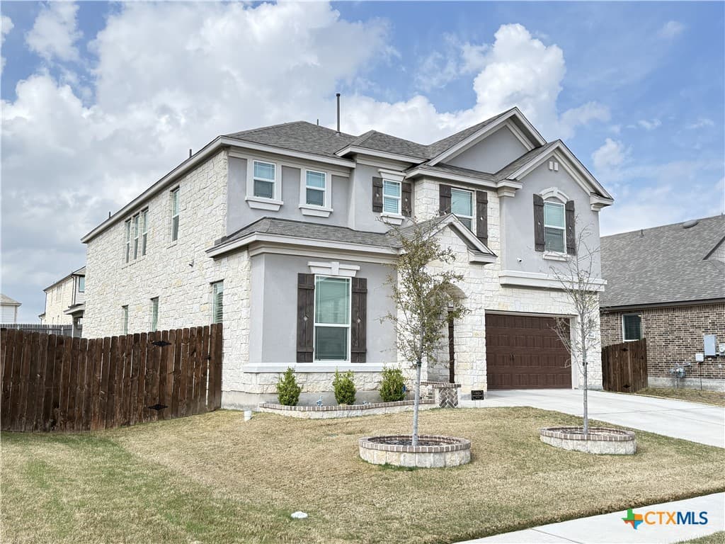 Main property image