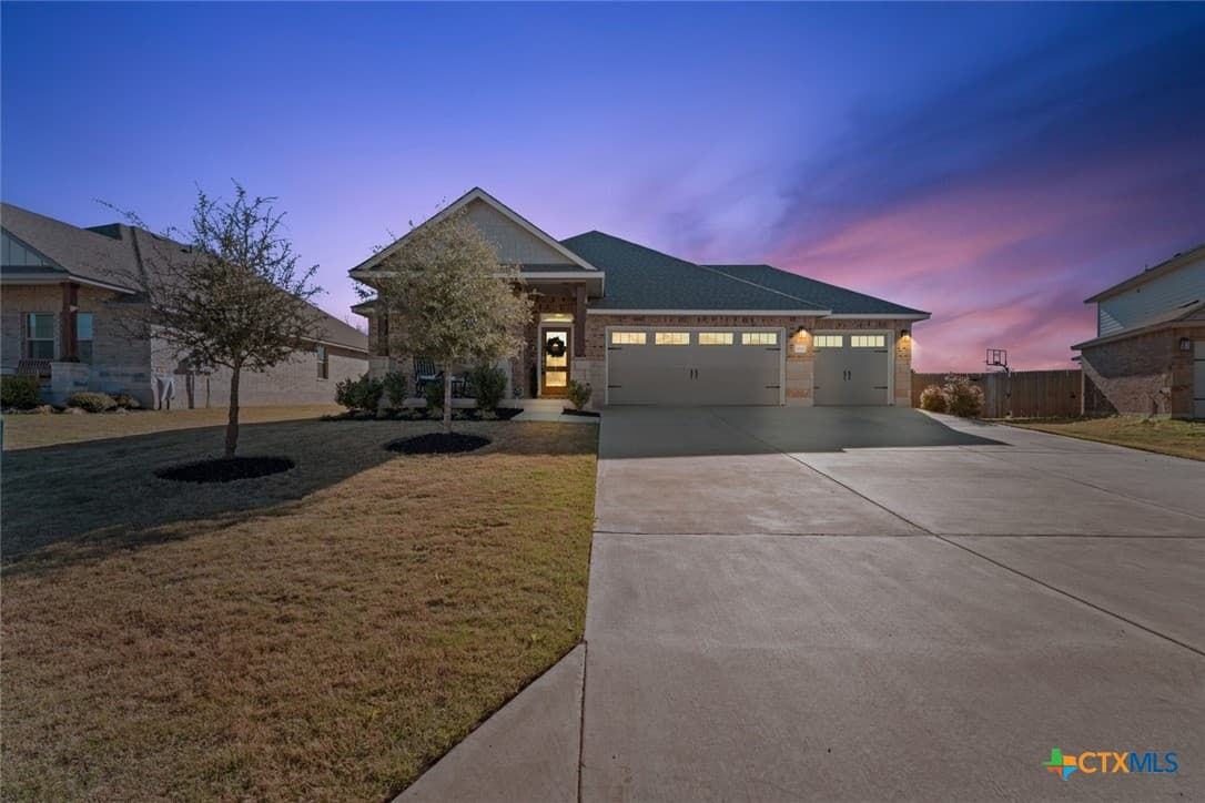 5879 Copano Loop