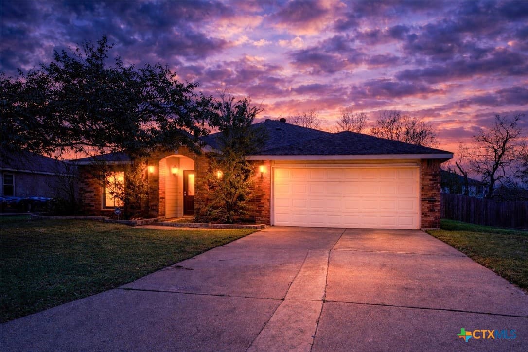 2112 Modoc Dr