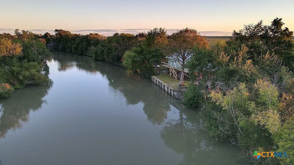 109 River Rd