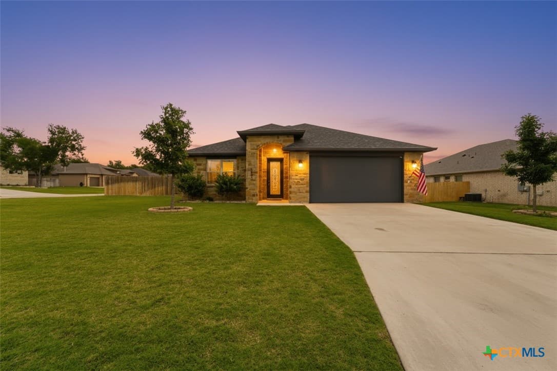 Main property image