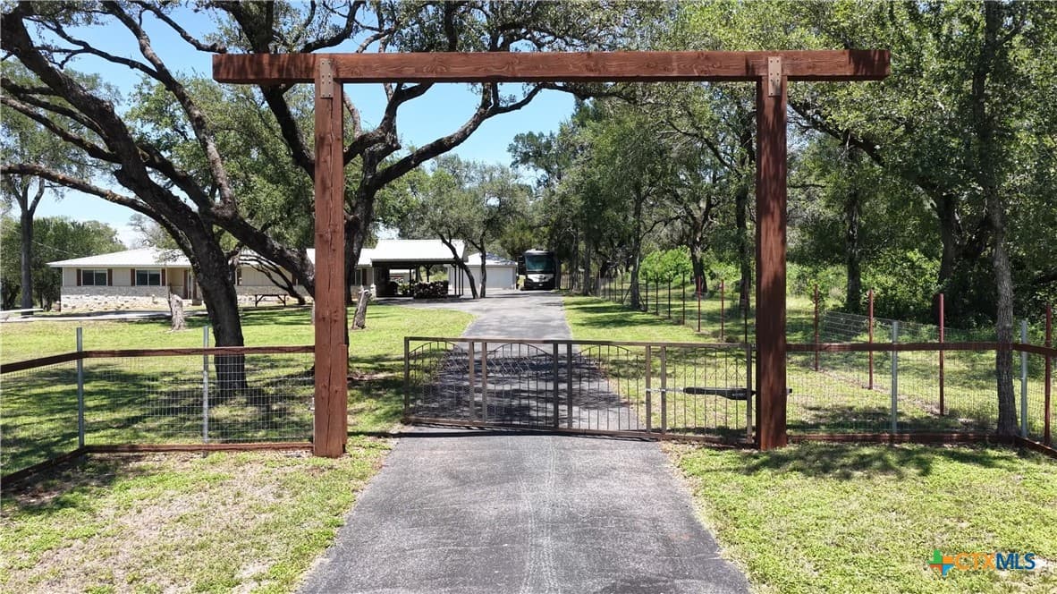 Main property image