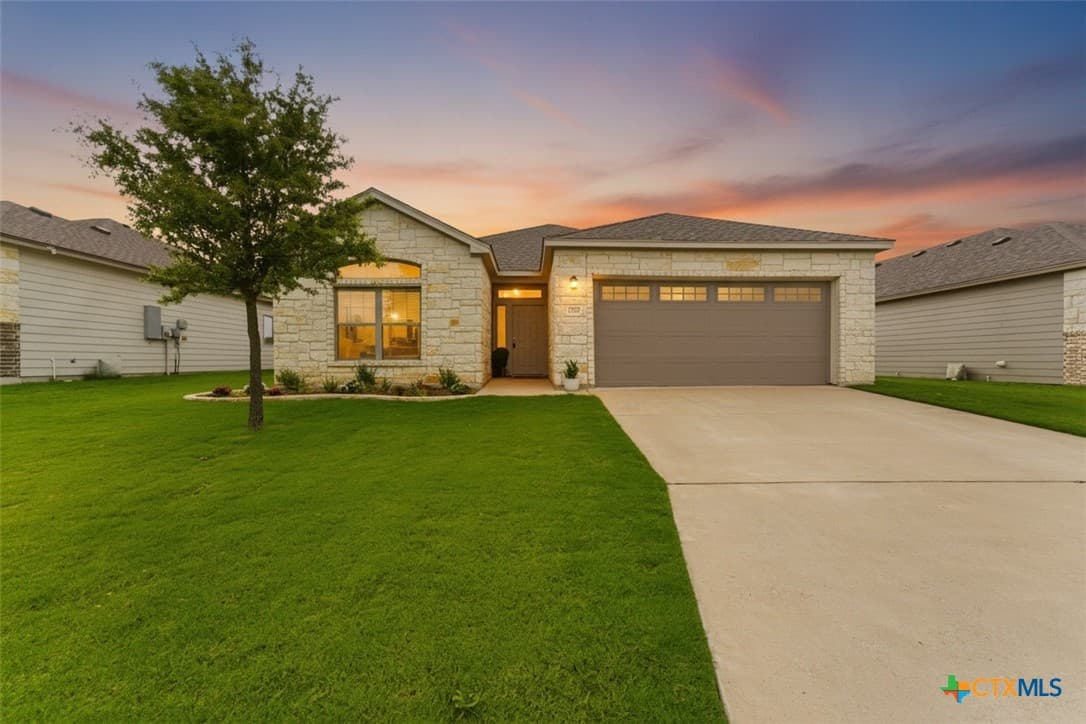 1129 Aurora Grove Bnd