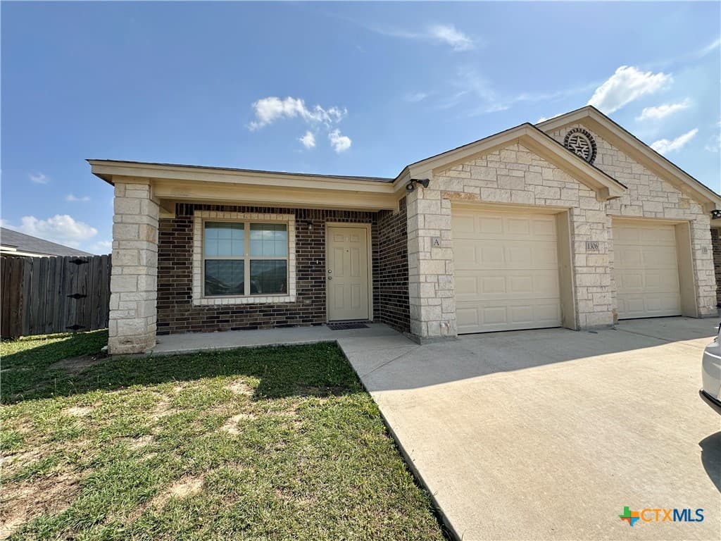 1306 Vanguard Ln