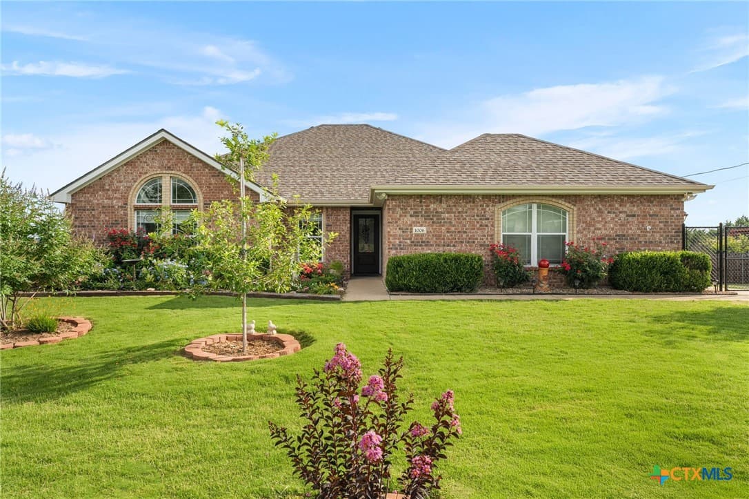 Main property image