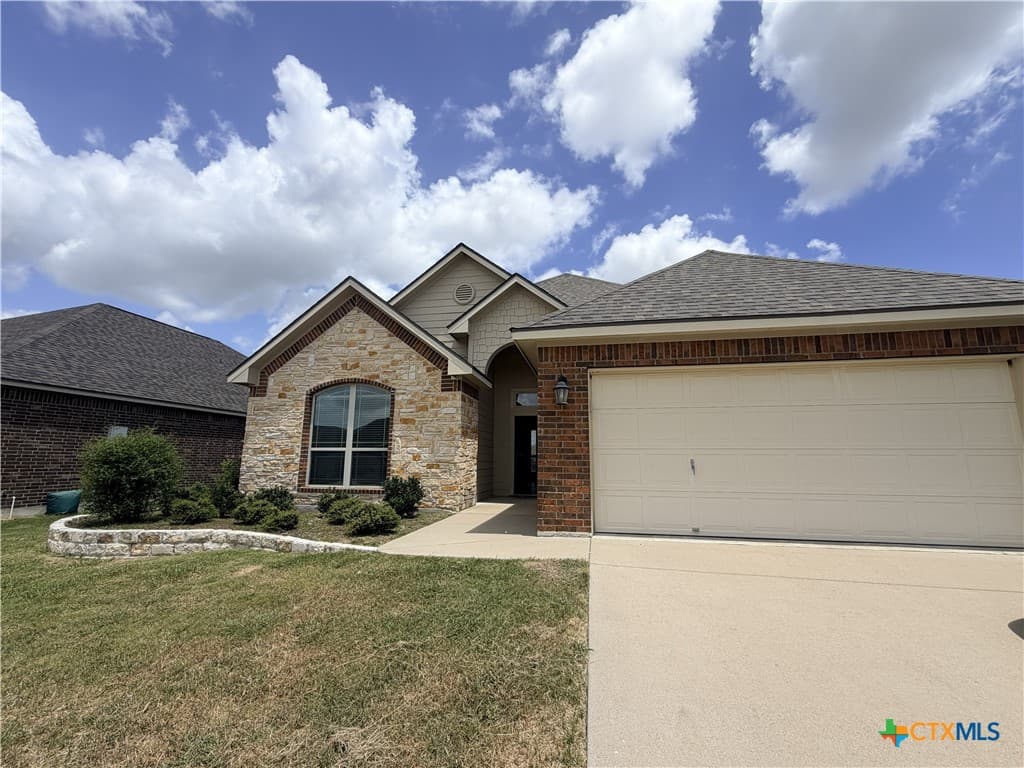 Main property image