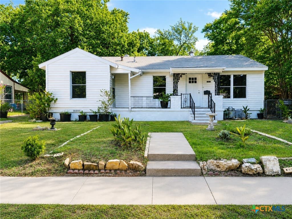 Main property image