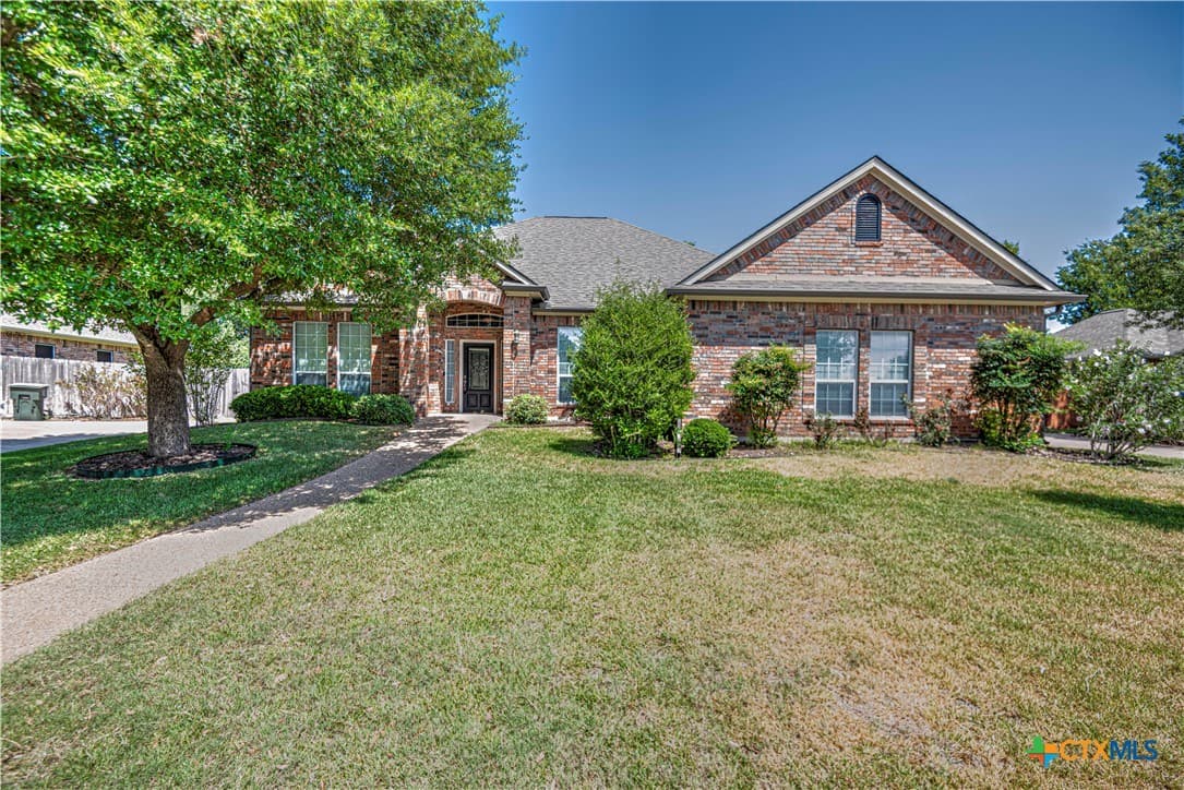 5920 Fawn Meadows Dr
