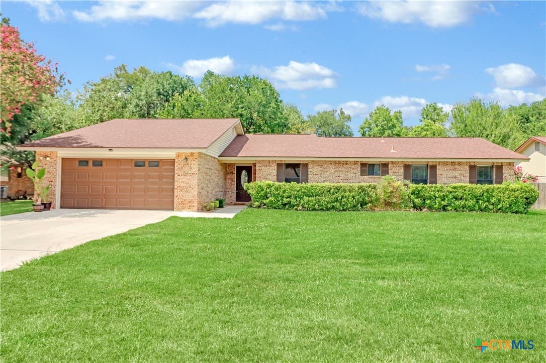 146 Twin Oak Rd