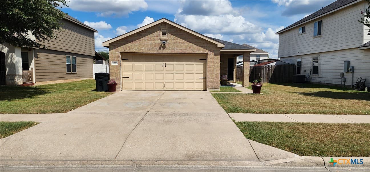 5310 Lyra Dr