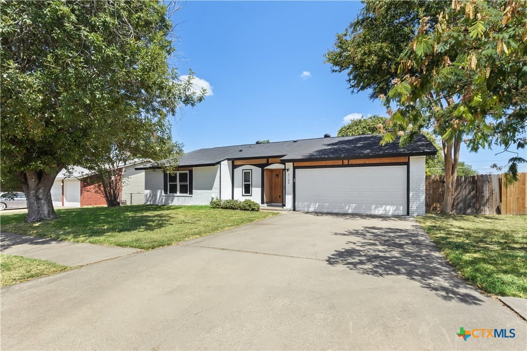2100 Eisenhower Dr