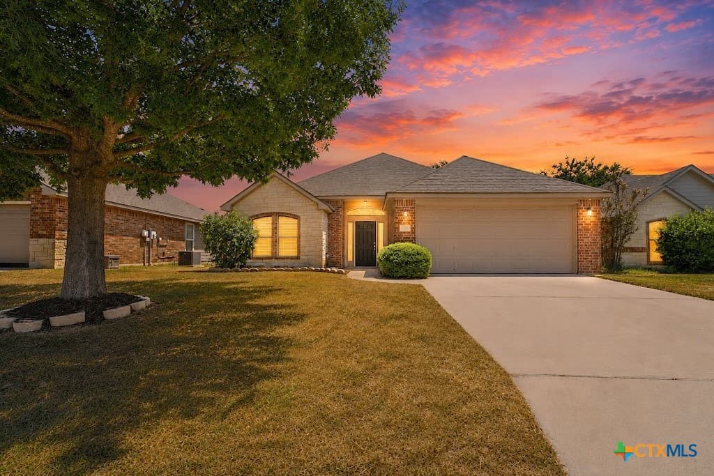 1123 Neuberry Cliffe