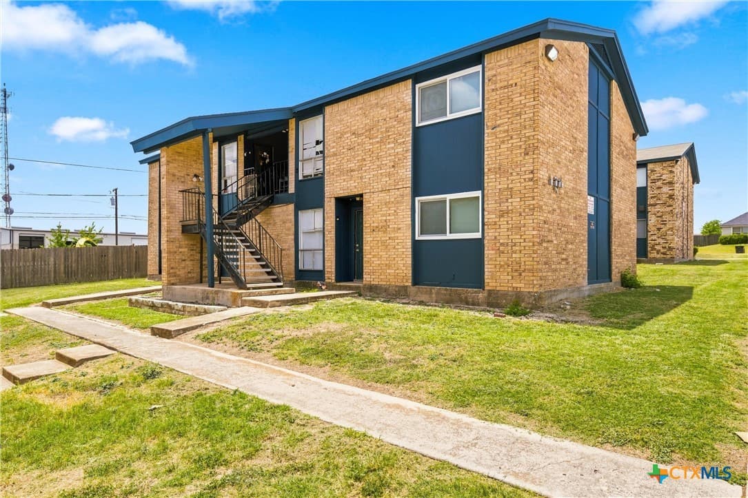 Main property image