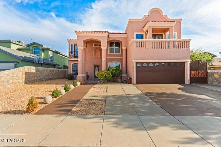 12732 Tierra Nunez Dr