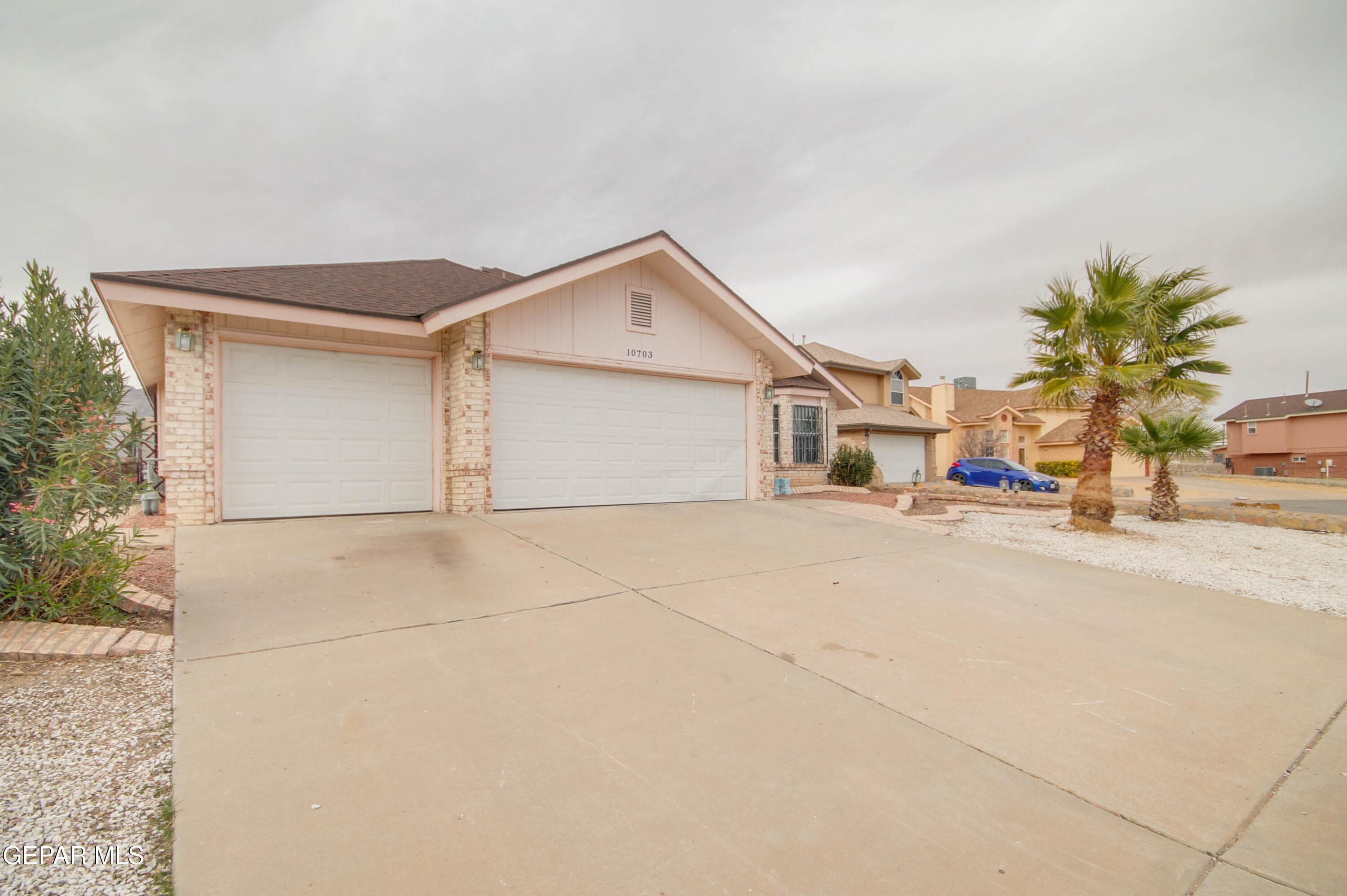 10703 White Sands Dr