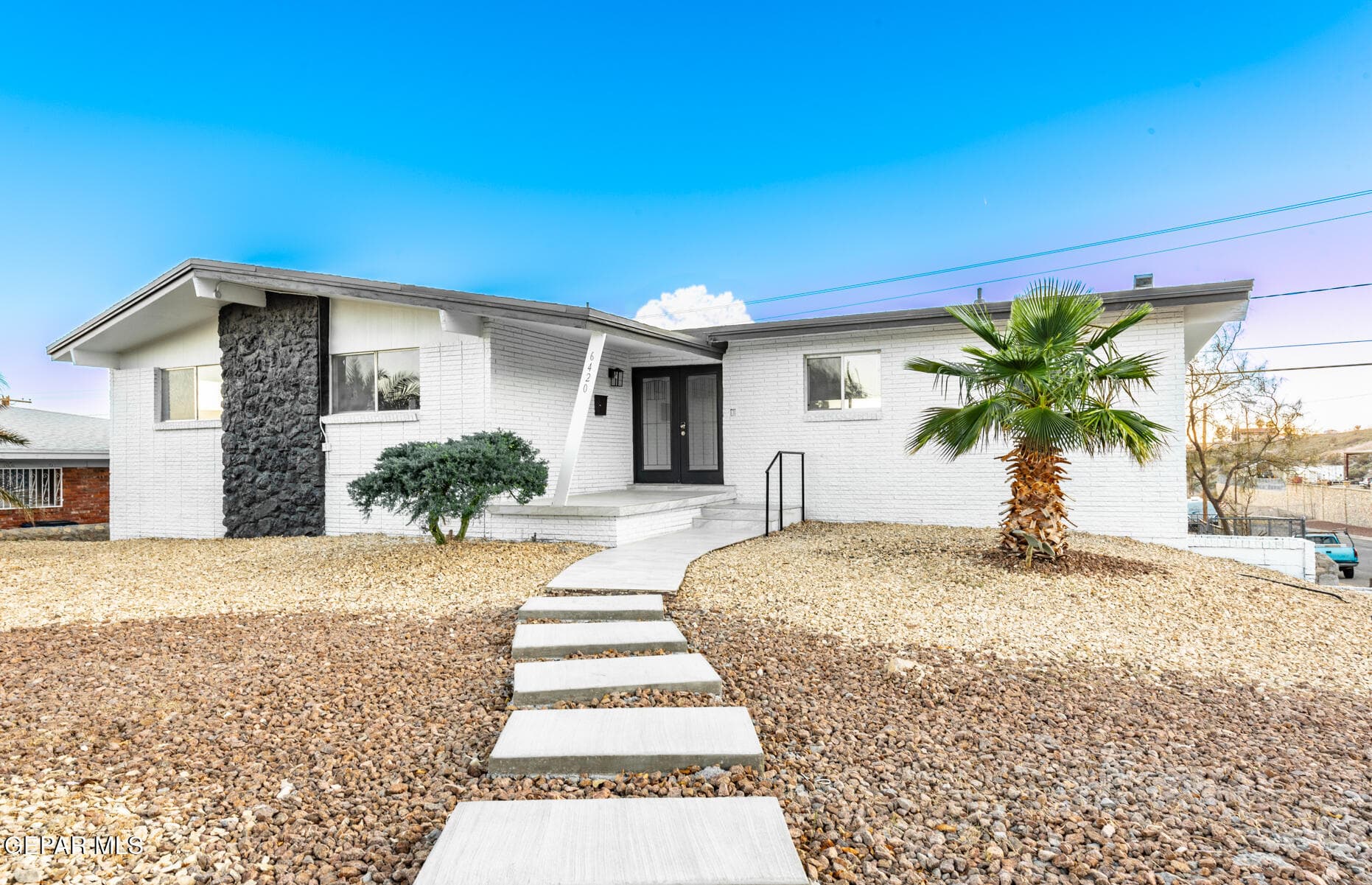 6420 Morningside Cir