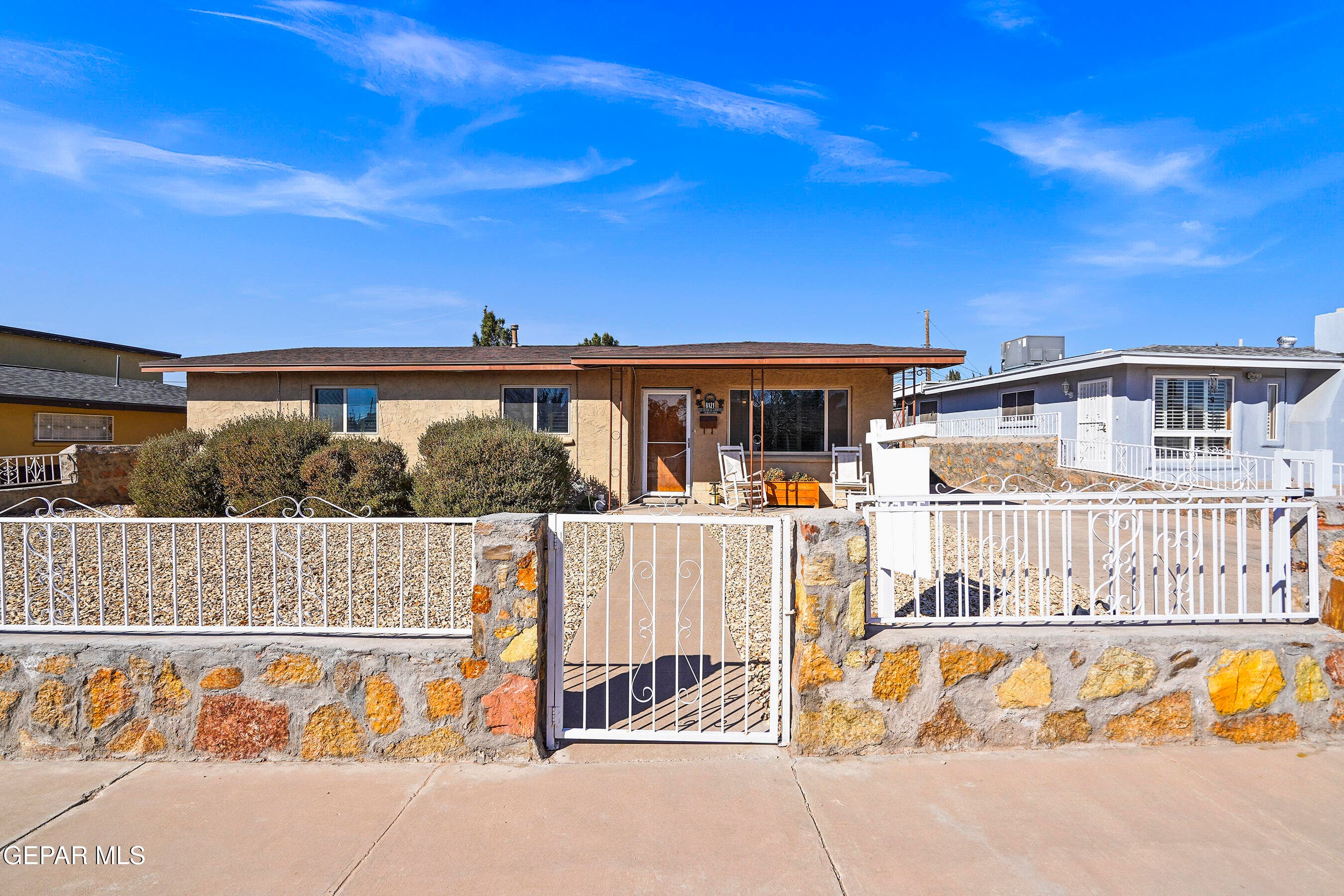 8121 Cook Dr